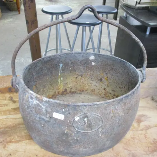 Iron Pot